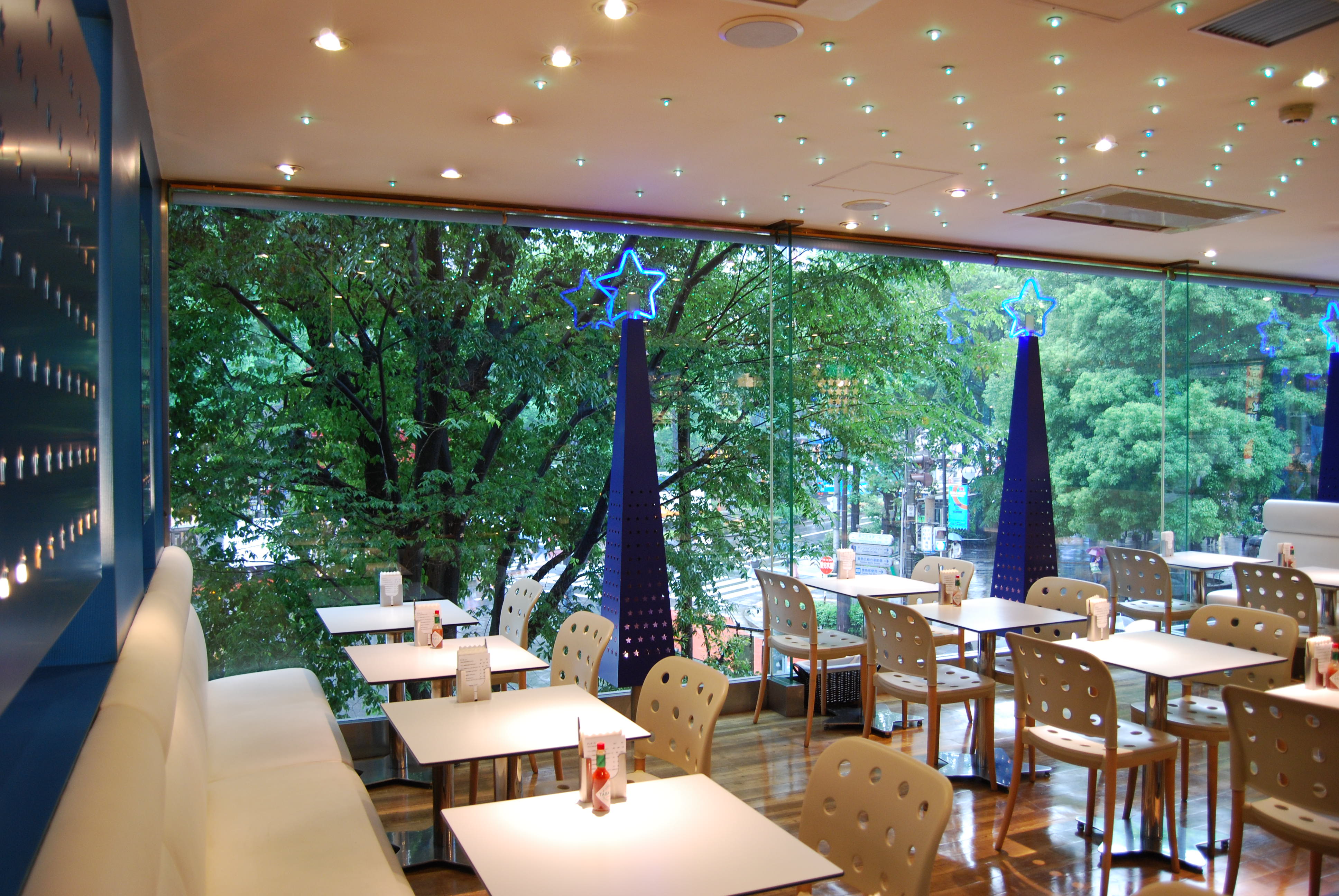 ミルキーウェイ（Milky Way） | カフェ混雑マップimako