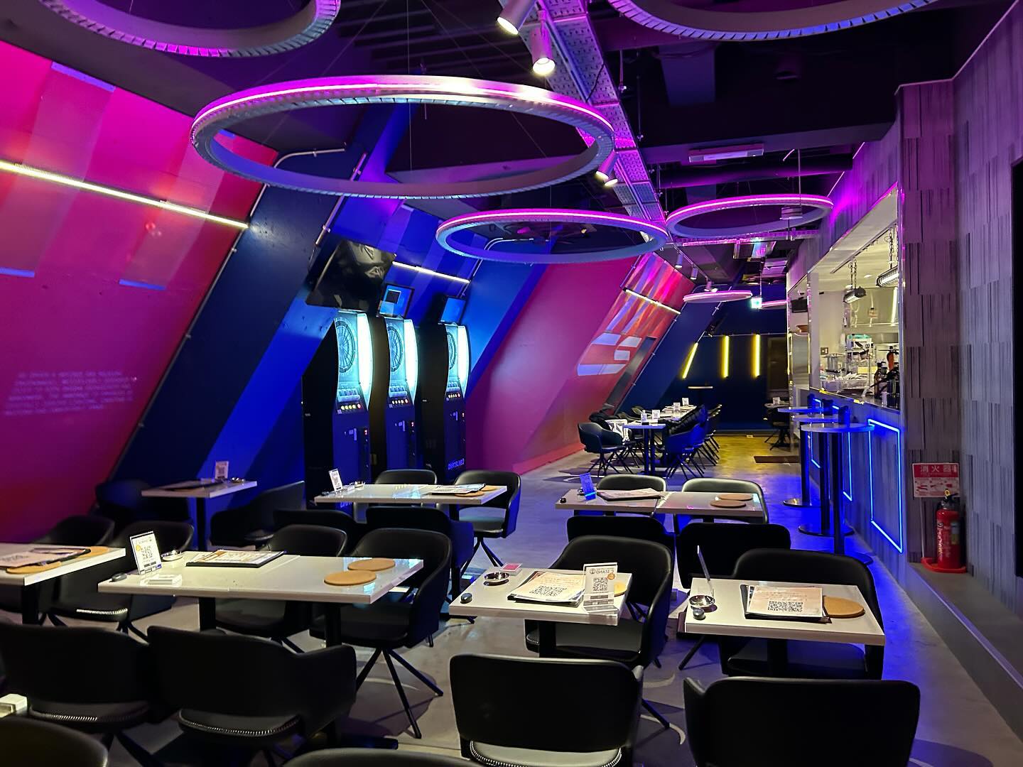 d4f9b2e637f3adac890126dbf34ab7